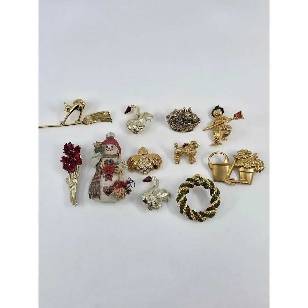 Vintage‎ Brooch Pin Lot Gold Tone Rhinestone Enamel Christmas Halloween 11pc
